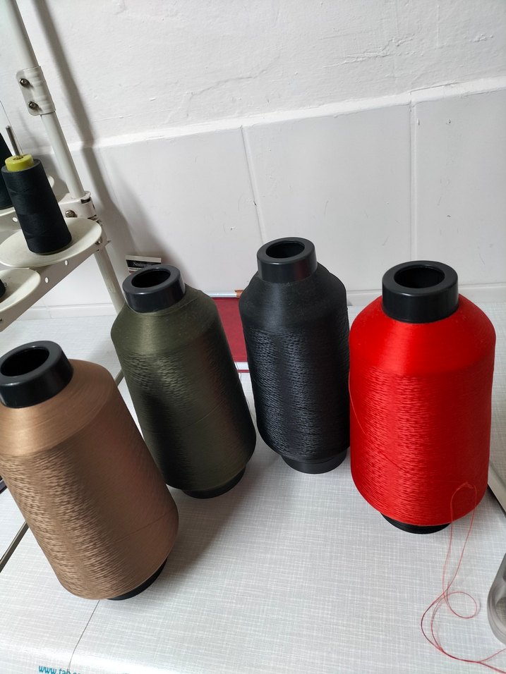 Renkli overloki İplik - Görsel 2