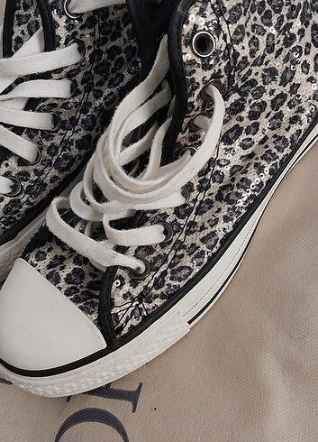 36,5 Beden çeşitli Renk Converse