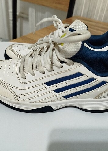 Orjinal adidas