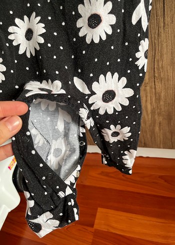 Siyah Çiçekli Kız Tulum - Görsel 2