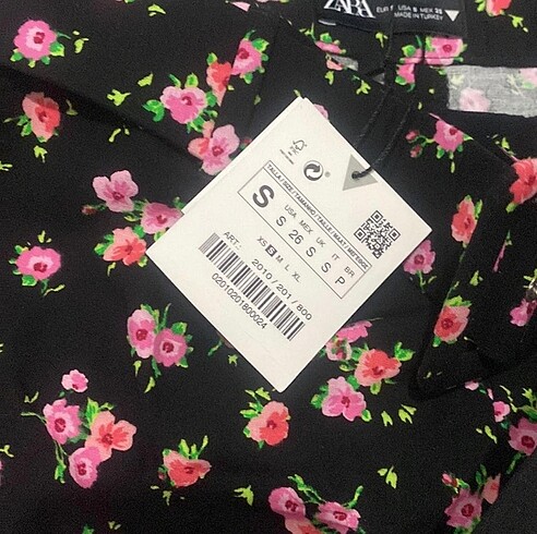 Zara ZARA S CICEKLI ETEK????
