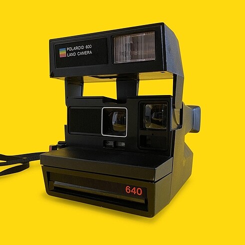 Polaroid 640 Fotoğraf Makinesi
