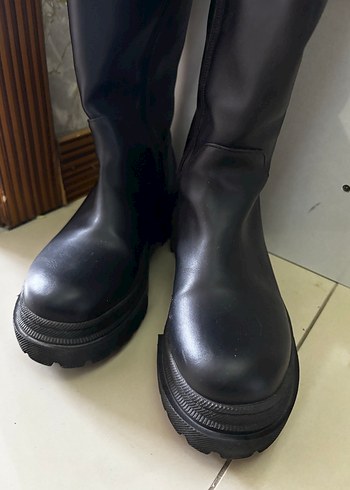 Siyah deri içi polar çizme - Görsel 2