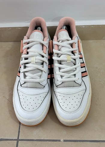 Adidas Sneaker