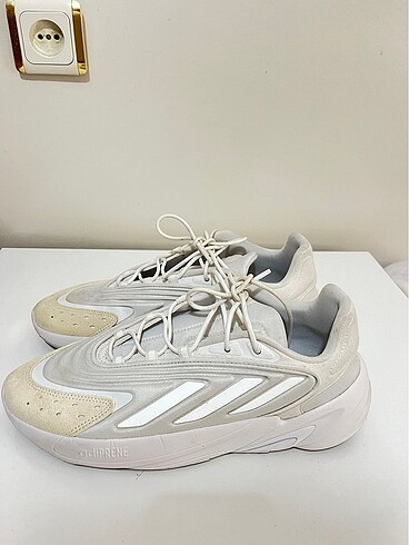 Adidas ozelio