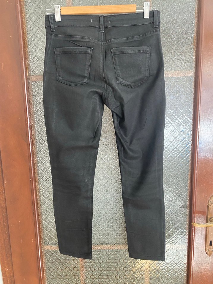 Siyah Dar Kesim Kadın Denim Pantolon - Görsel 3