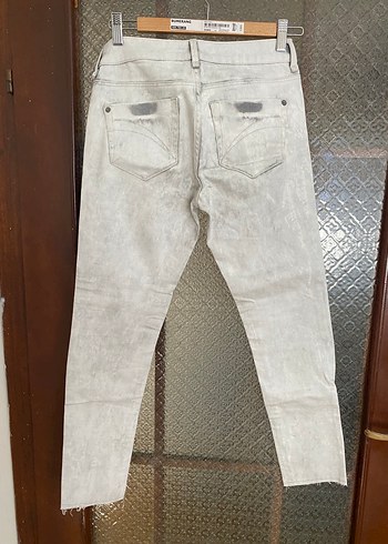 Gri Batik Desenli Metalik Kadın Jean - Görsel 4