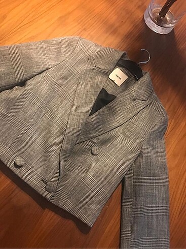 Ekoseli çizgili Crop ceket