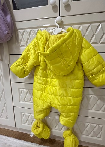 Kız veya erkek Tulum 9 ay Sarı Bebek Kürklü Nakışlı Tulum - Görsel 3