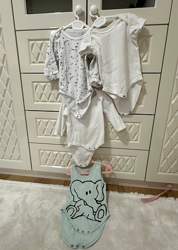 Kız bebek zıbın 6 ay - Görsel 2