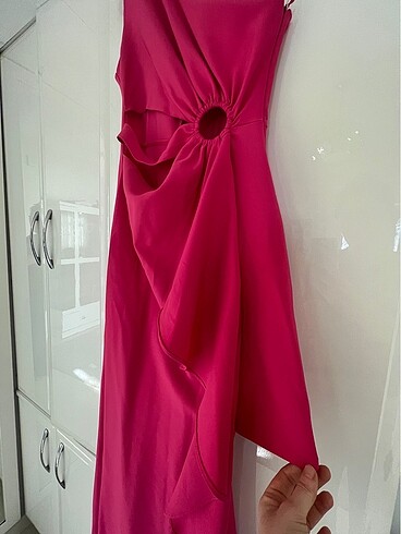 Trendyol Milla fuşya bel detaylı abiye - Görsel 3