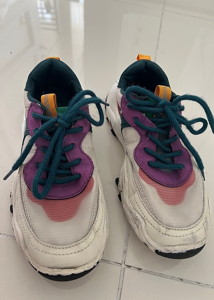 Zara spor ayakkabı - Görsel 2