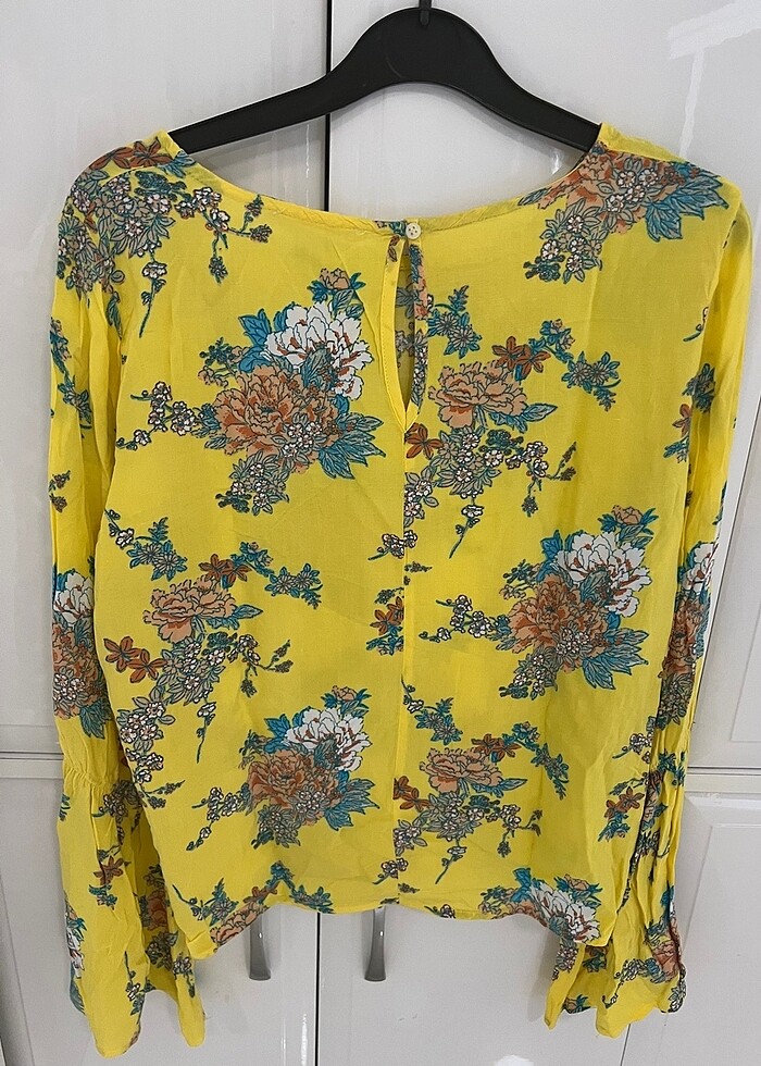 Leke jeans çiçekli gömlek - Görsel 3