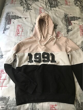 LC Waikiki Sweatshirst