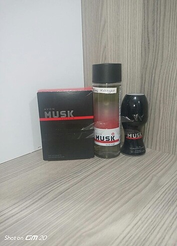 Avon musk vulcain parfüm seti
