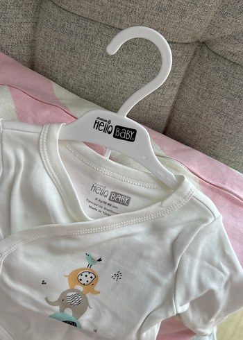 HelloBaby Bebek Kız Hastane Tulumu, Baskılı, Düğmeli, Beyaz