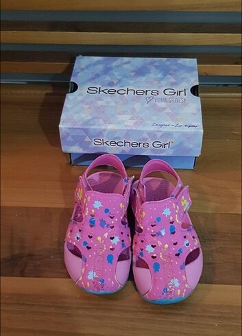 Skechers sandalet
