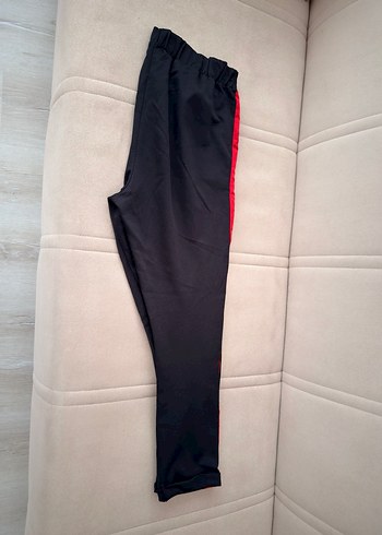 Diğer Kırmızı Şeritli Siyah Kadın Pantolon