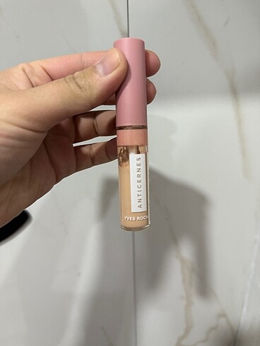 Yves Rocher kapatıcı