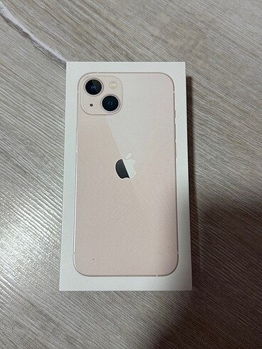 iPhone 13 kutusu