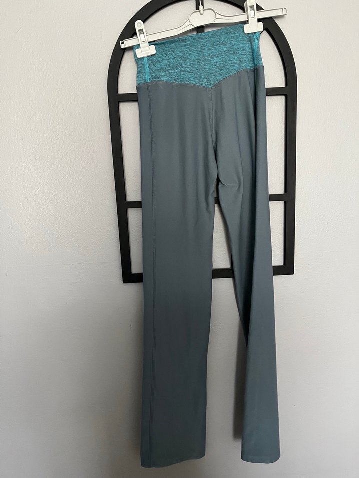 Kadın spor takım - Görsel 5