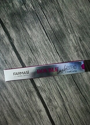 Farmasi double maskara 
