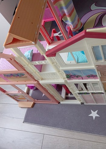 barbie muhteşem malibu eviiki katlı - Görsel 7