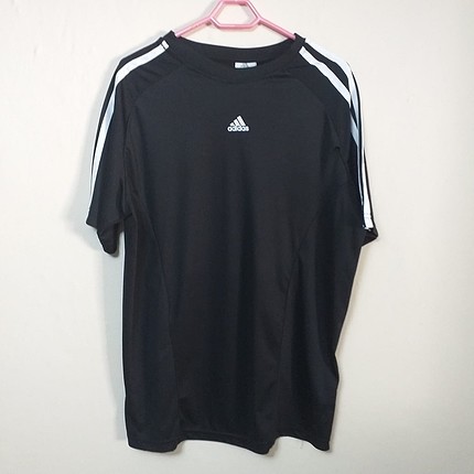adidas t-shirt