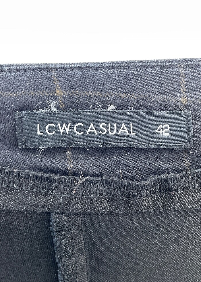 LC Waikiki Düz Kesim %70 İndirimli. - Görsel 4