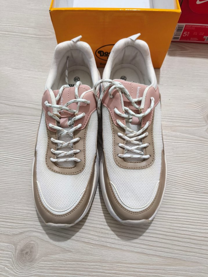 Beyaz Pembe Bağcıklı Kadın Spor Ayakkabı - Görsel 2