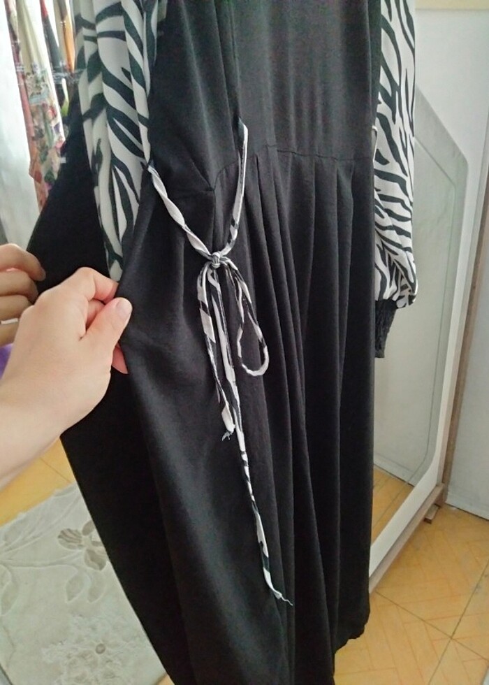 Bağcıklı elbise - Görsel 4