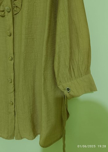Kadın Keten Khaki Uzun Kollu Fırfırlı Gömlek - Görsel 4