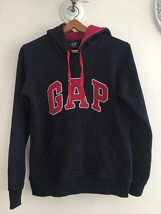 GAP Sweatshirt