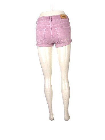 38 Beden Bershka Mini Şort %70 İndirimli.