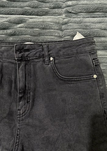Koton Siyah Mini Denim Şort