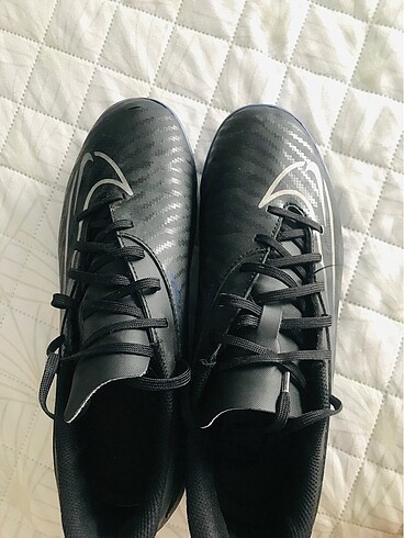 42 Beden siyah Renk Nike orjinal krampon