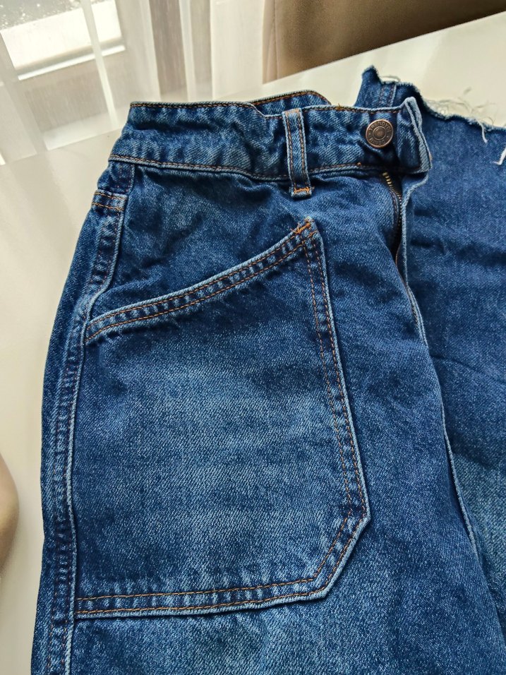 Düğmeli Rahat Kesim Kadın Kot Pantolon - Görsel 3