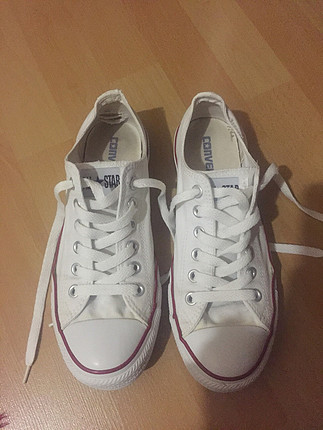 39 Beden Converse spor ayakkabı 