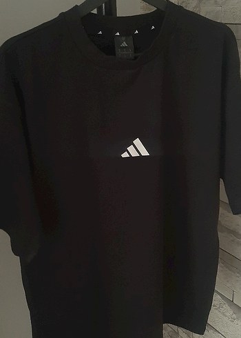 m Beden Siyah Baskılı Erkek Spor Tişörtü