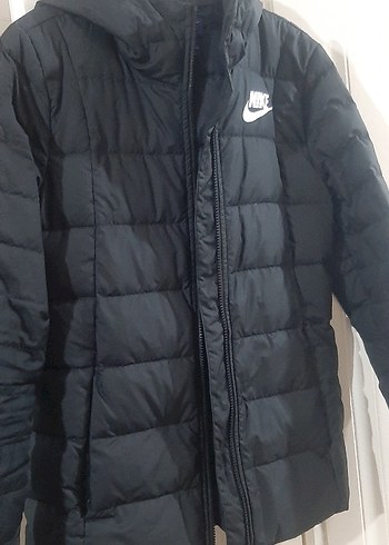 Nike Siyah Kapusonlu Sisme Mont