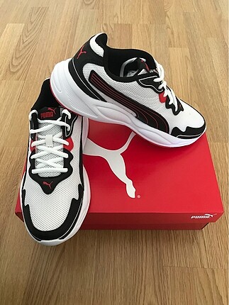 Puma 90s Runner Nu Wave