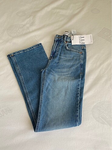 Stradivarius straight jean