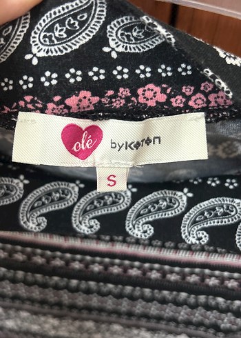 Örgü Detaylı Bohem Yüksek Yakalı Crop Top - Görsel 3