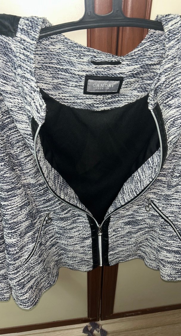 Gri Mini Fermuarlı Kadın Ceket - Görsel 3