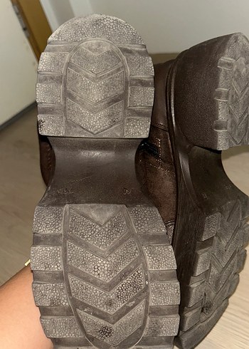 Kahverengi Süet Platform Topuklu Kadın Bot - Görsel 3