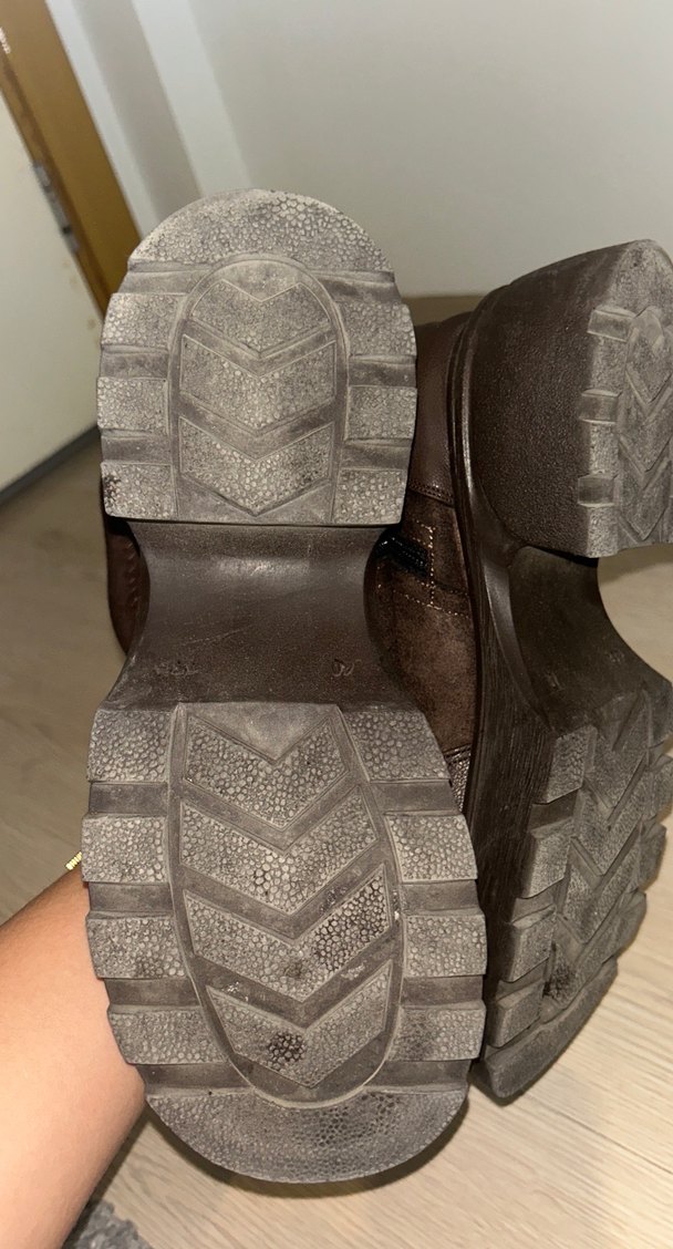 Kahverengi Süet Platform Topuklu Kadın Bot - Görsel 3