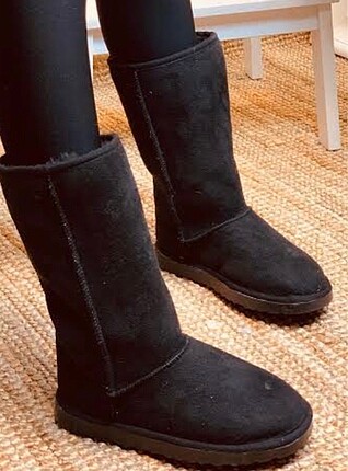 Siyah ugg