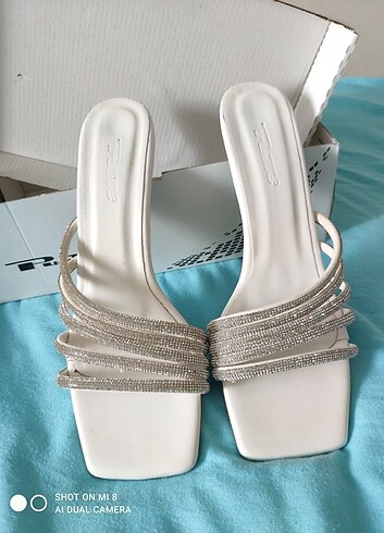 Beyaz abiye topuklu ayakkabı 