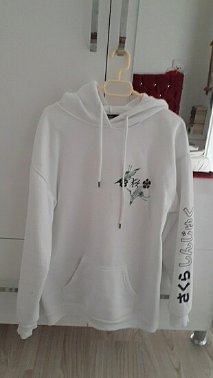 Beyaz sweatshirt