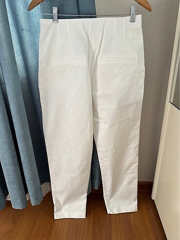 Mavi kırık beyaz pantalon????